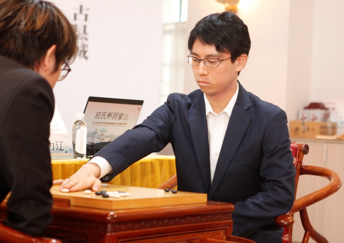 胡伊森：伯恩茅斯首要任务也许是保级 但现在也能畅想一下踢欧战
