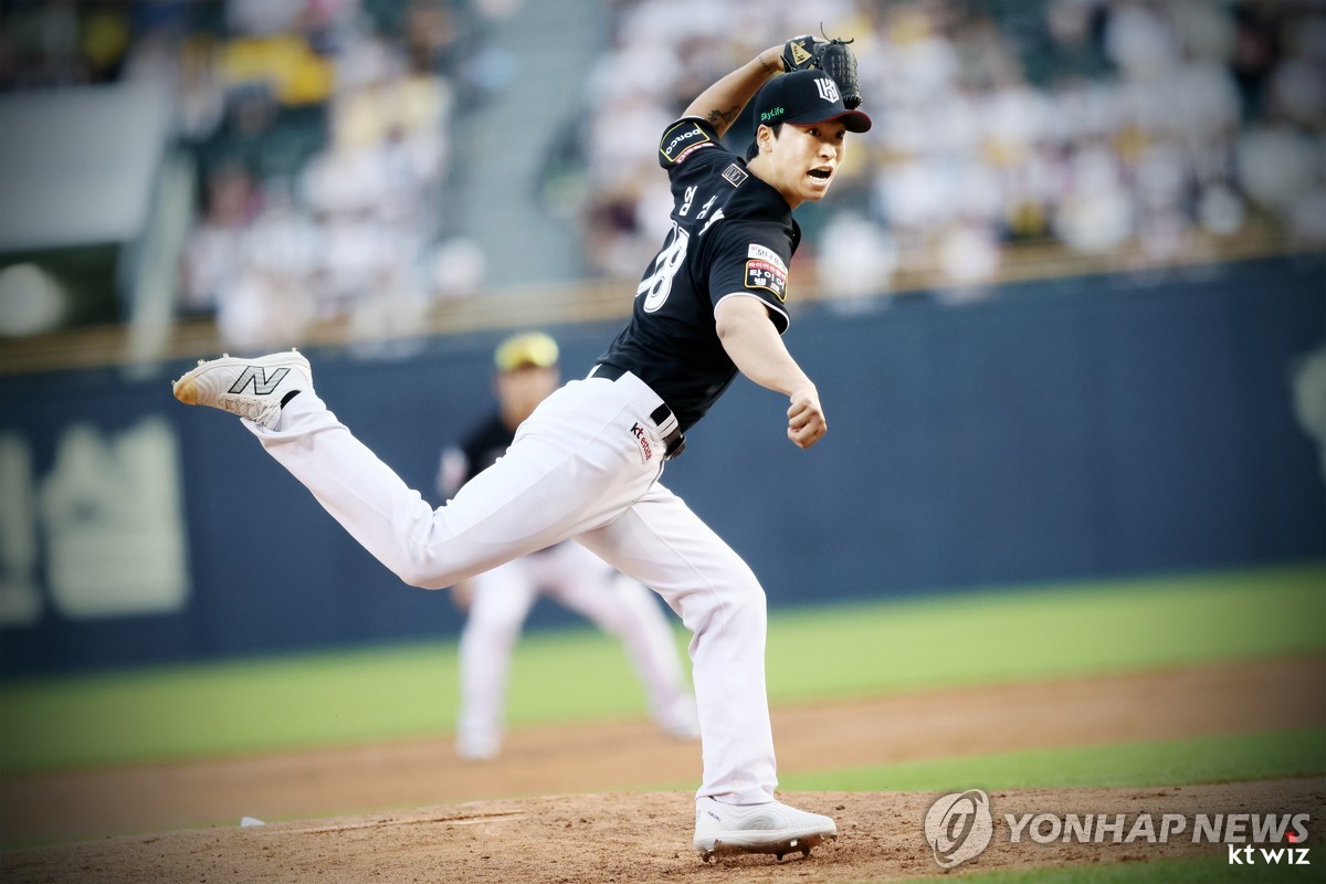 韩国战队T1现场观战热刺 孙兴慜助攻后被换下情绪低落